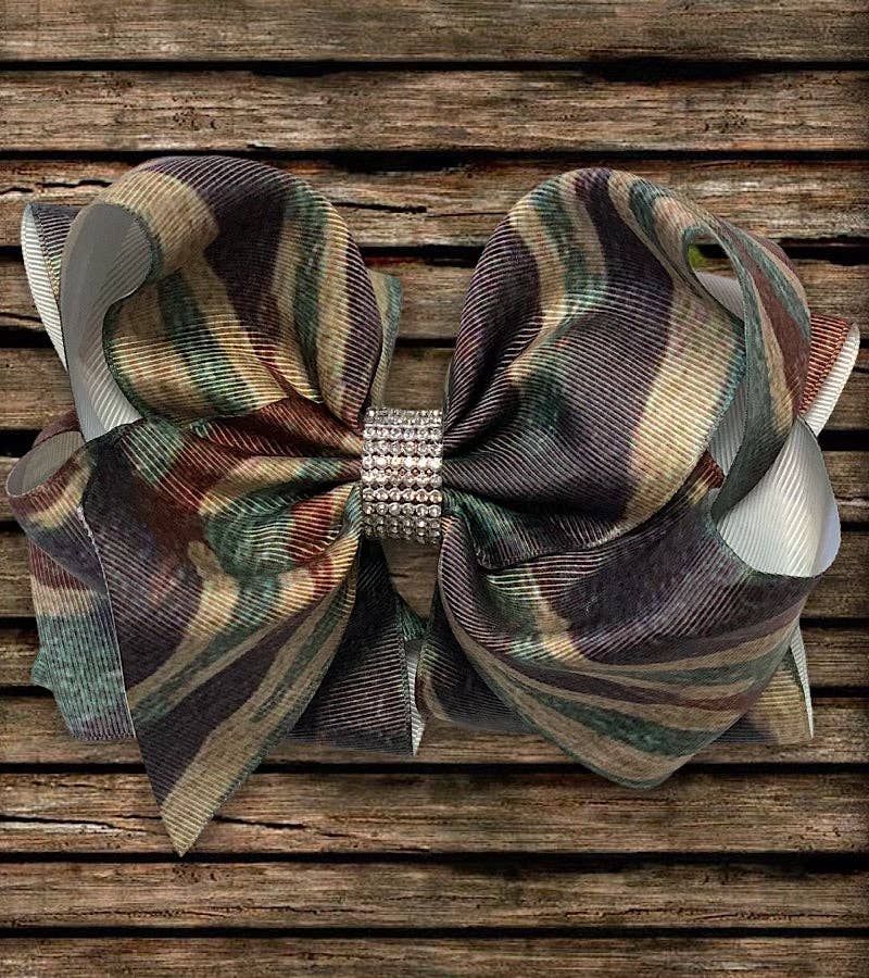 CAMOUFLAGE PRINTED HAIR BOW. 7.5"