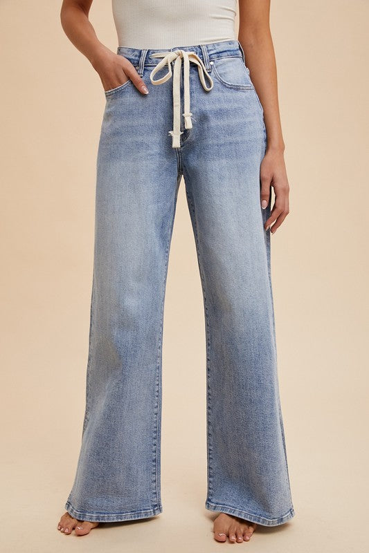 Tie Waist Side Slit Wide Leg Jean