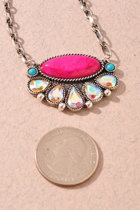 Western Oval Stone Rhinestone Pendant Necklace