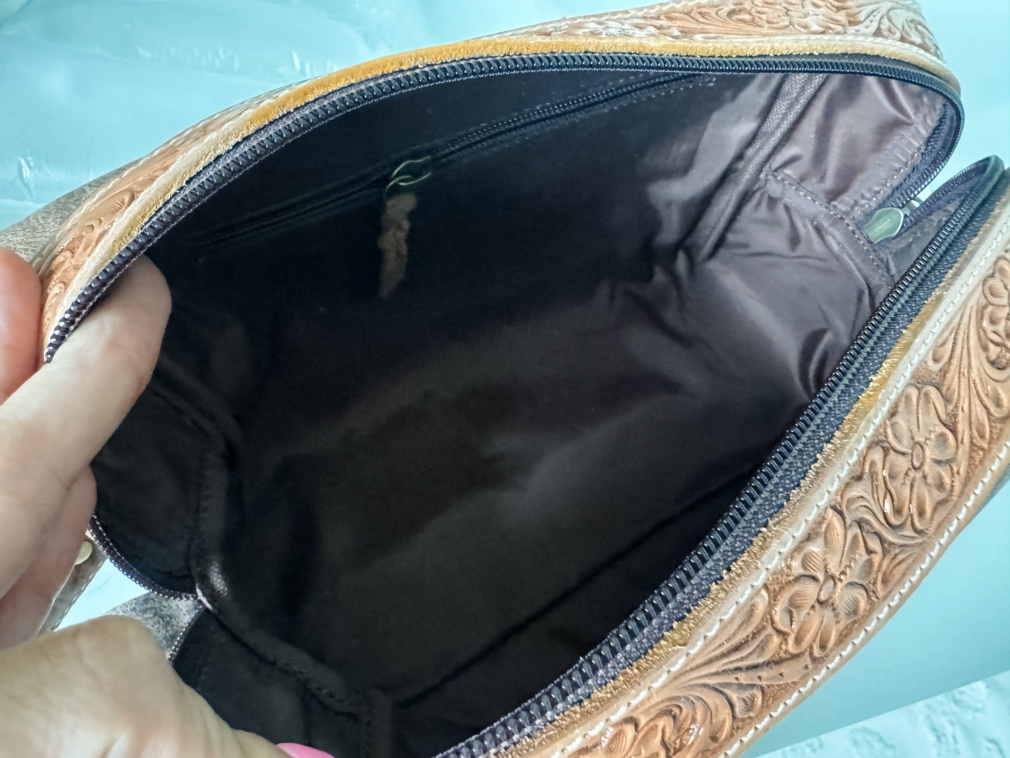 Boot Stitch Handtooled Leather Toiletry Makeup Shaving Bag