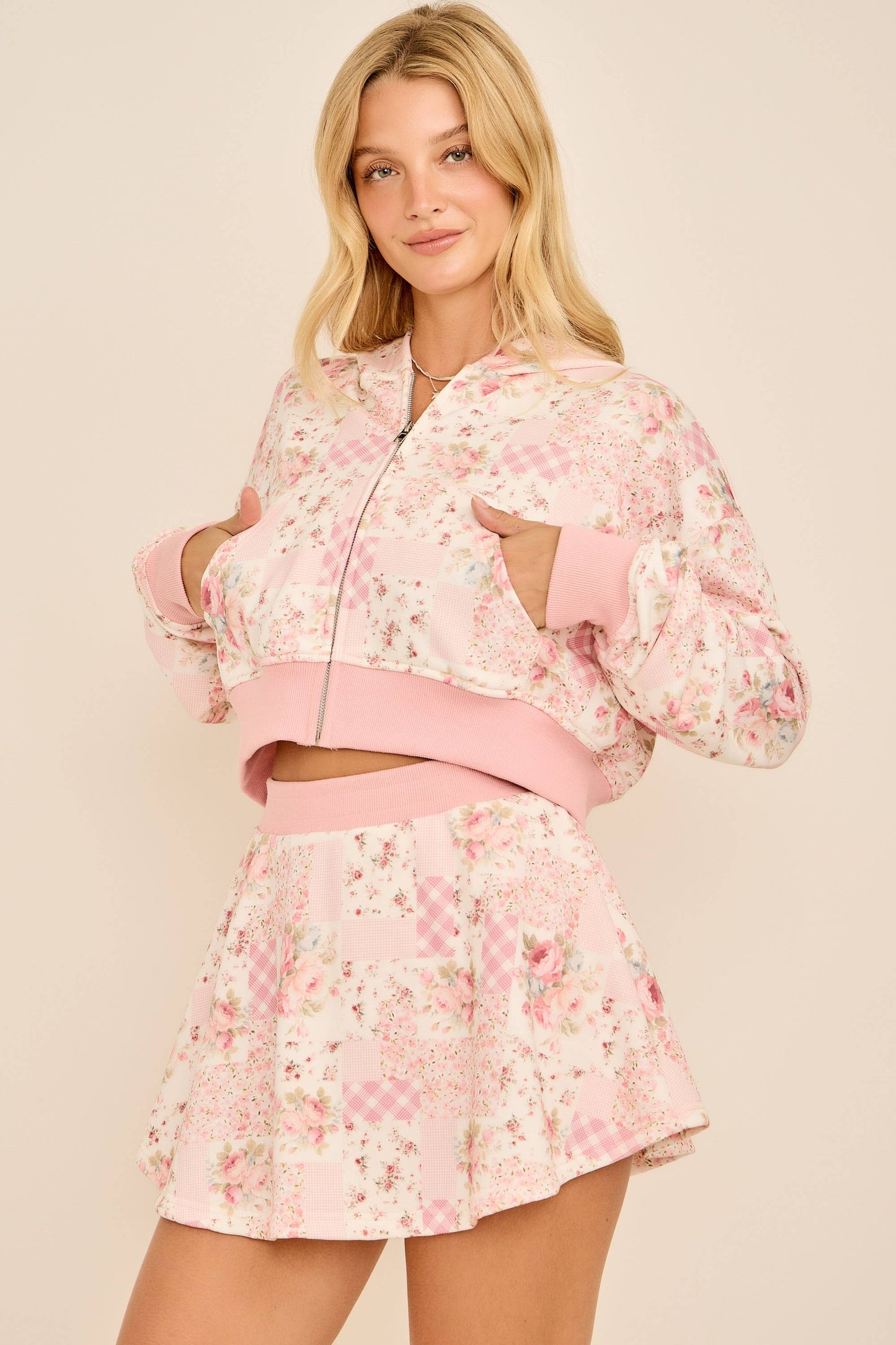 Cropped hoodie with set skort