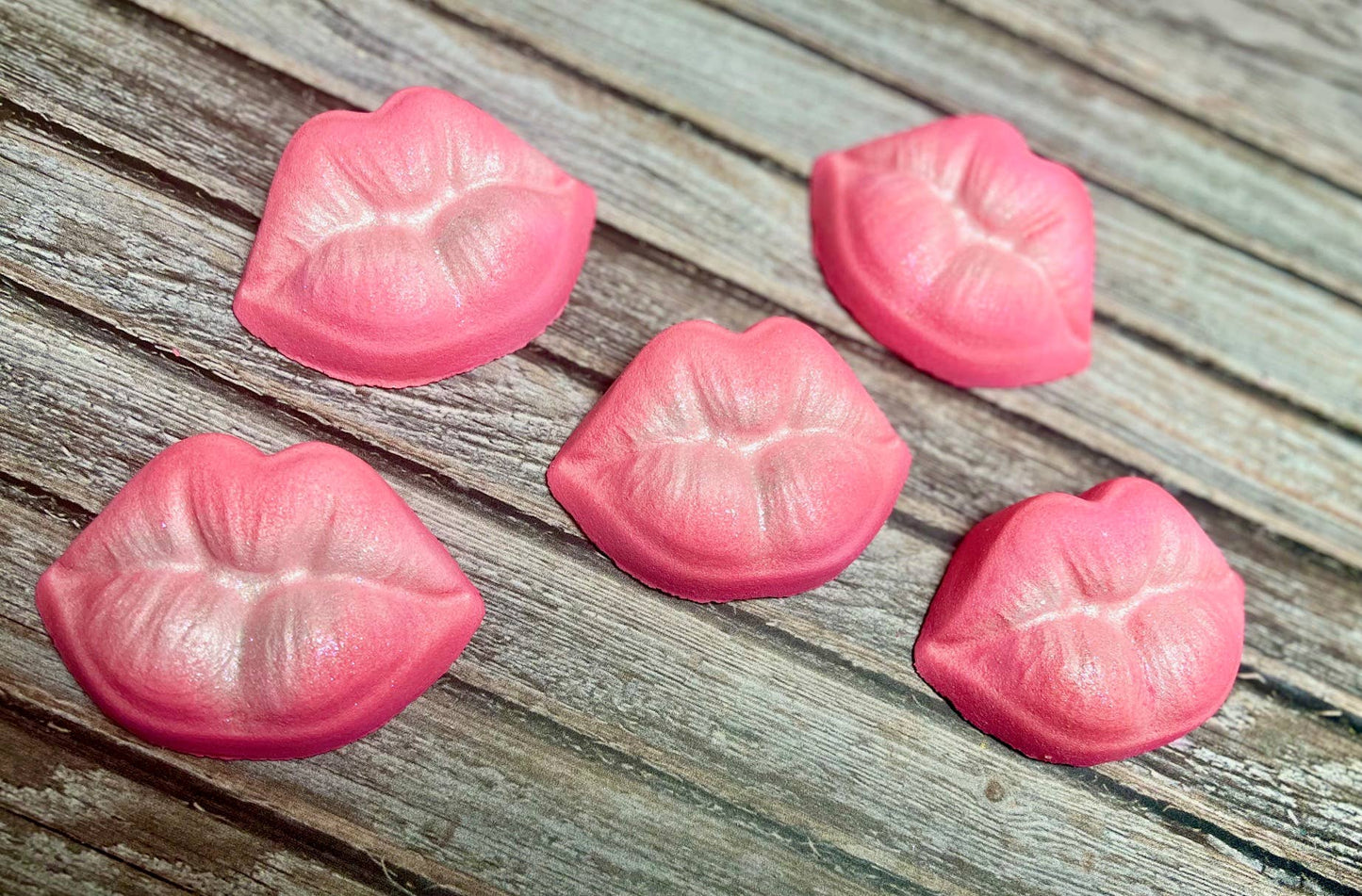 Sugar Lips Bath Bomb