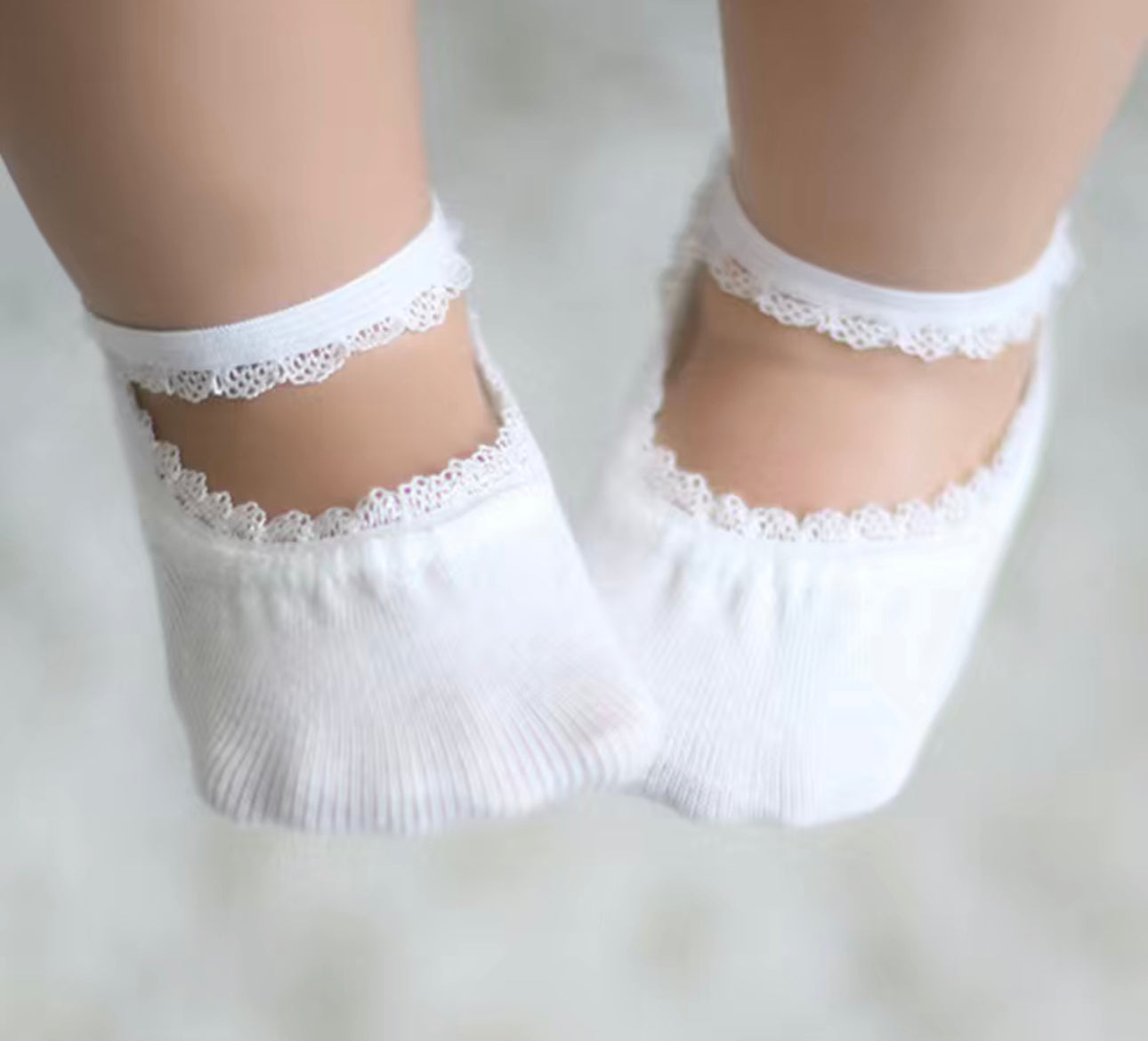 Lace Boat Socks