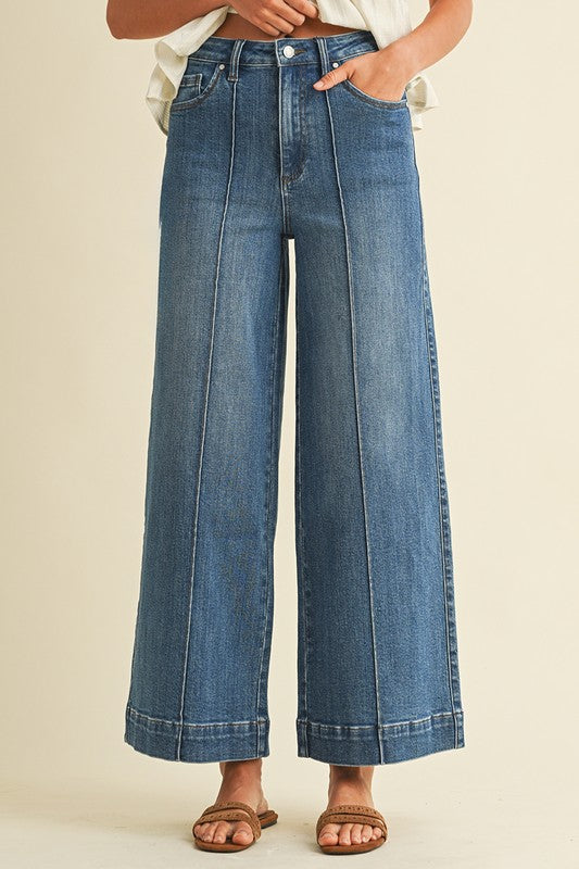 Stretch High Rise Pin Tuck Wide Leg
