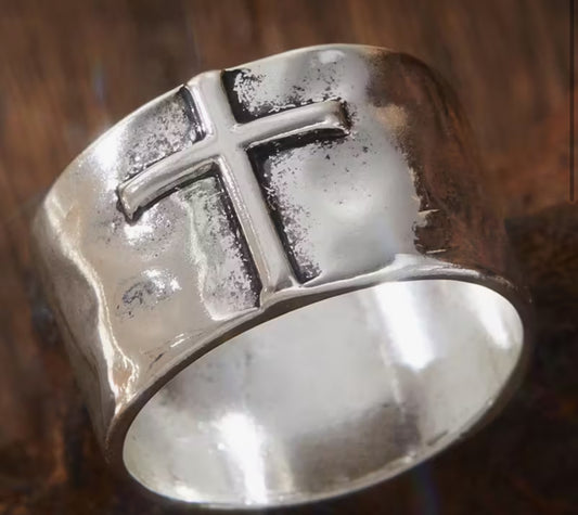 Wide Band Cross Ring