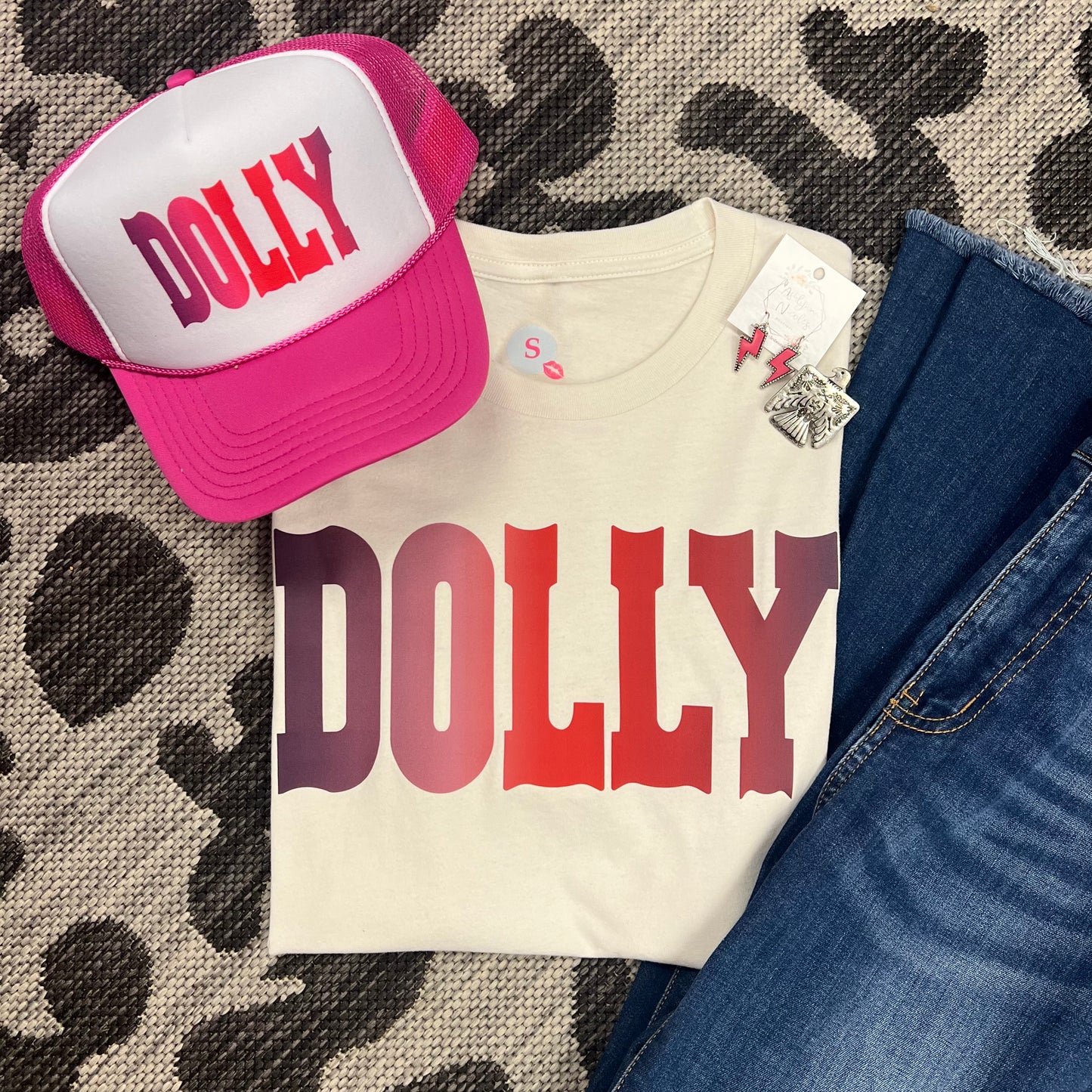 Ombré Dolly Graphic Tee