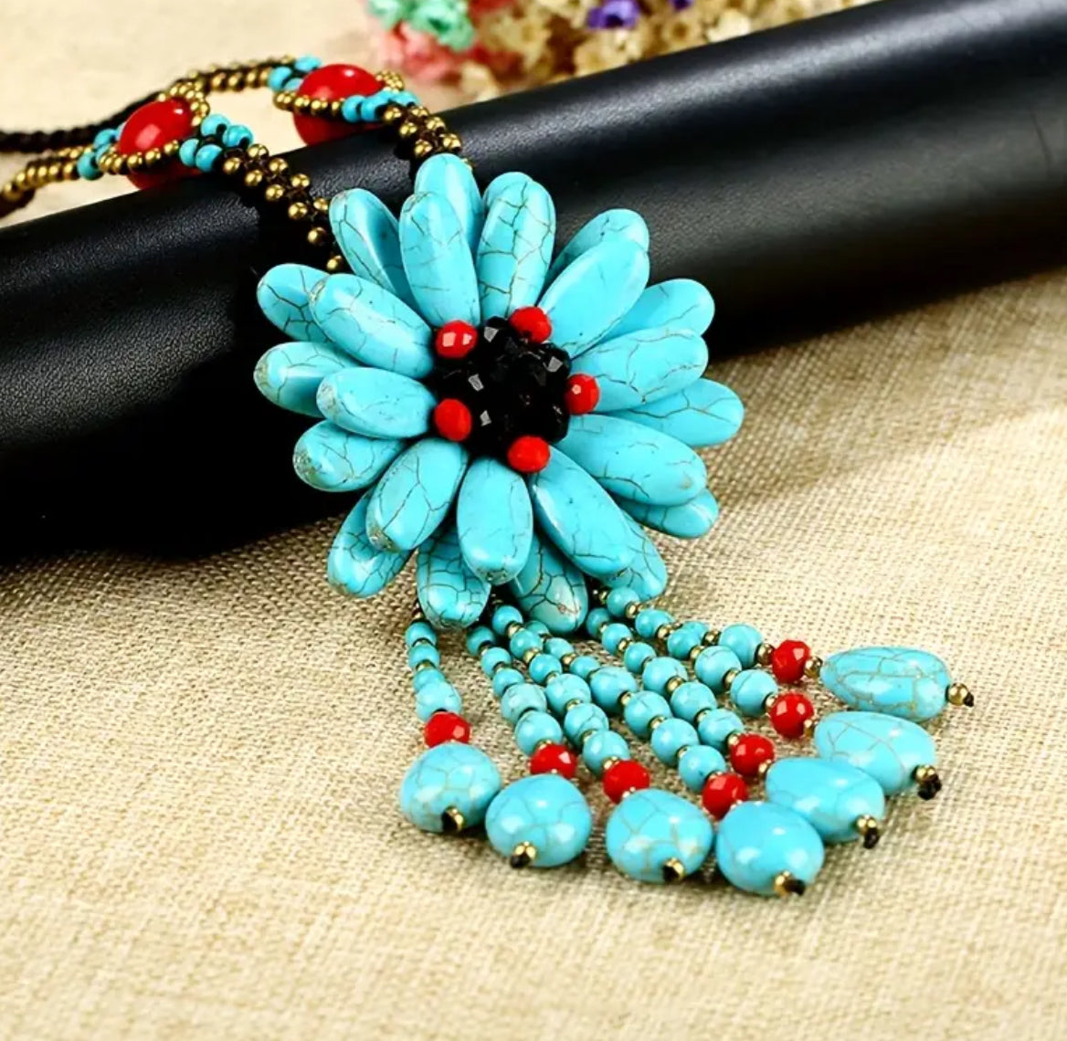 Vintage Style Pendant Necklace