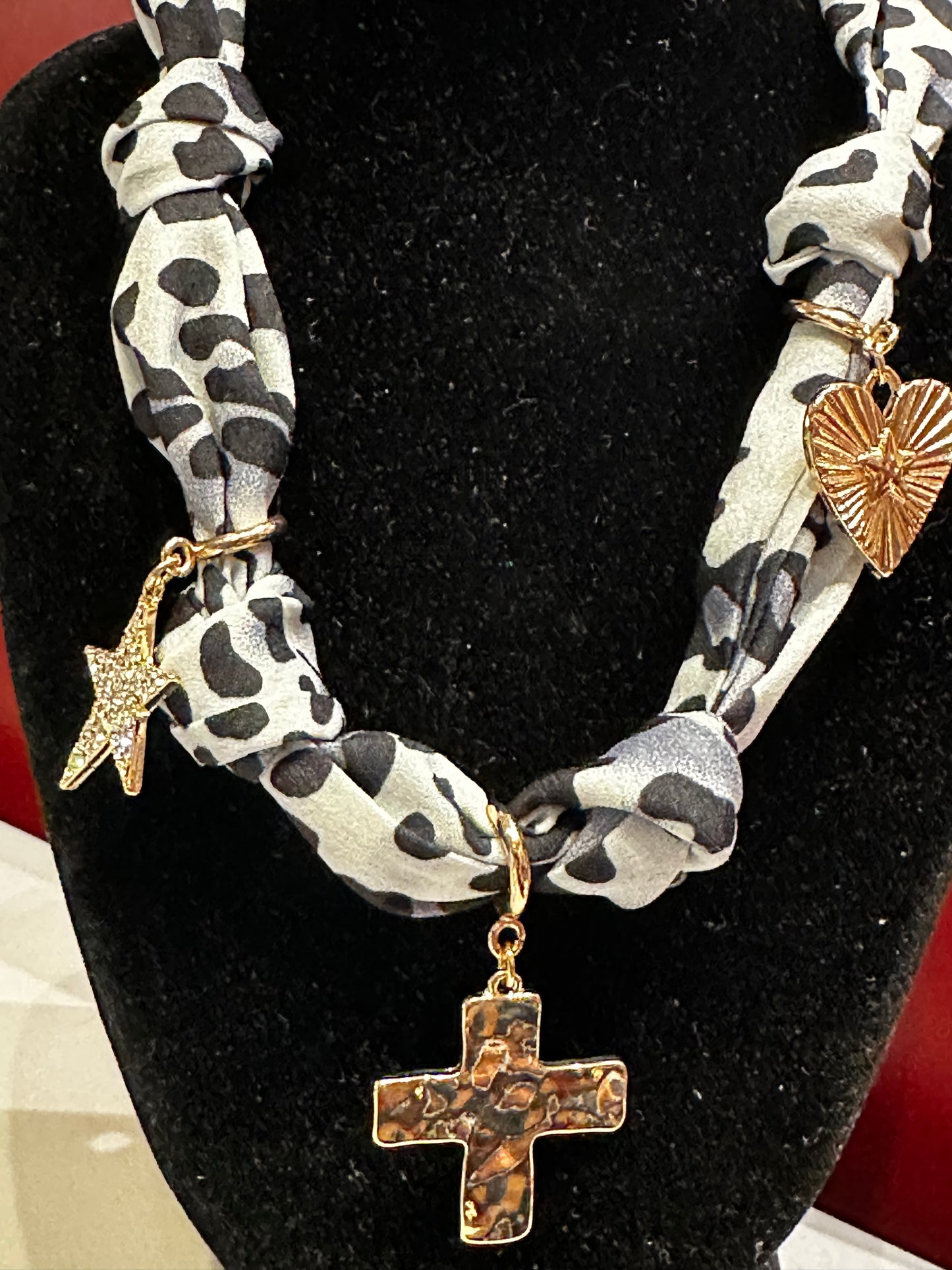 Bandana Necklace with Charms Chokers