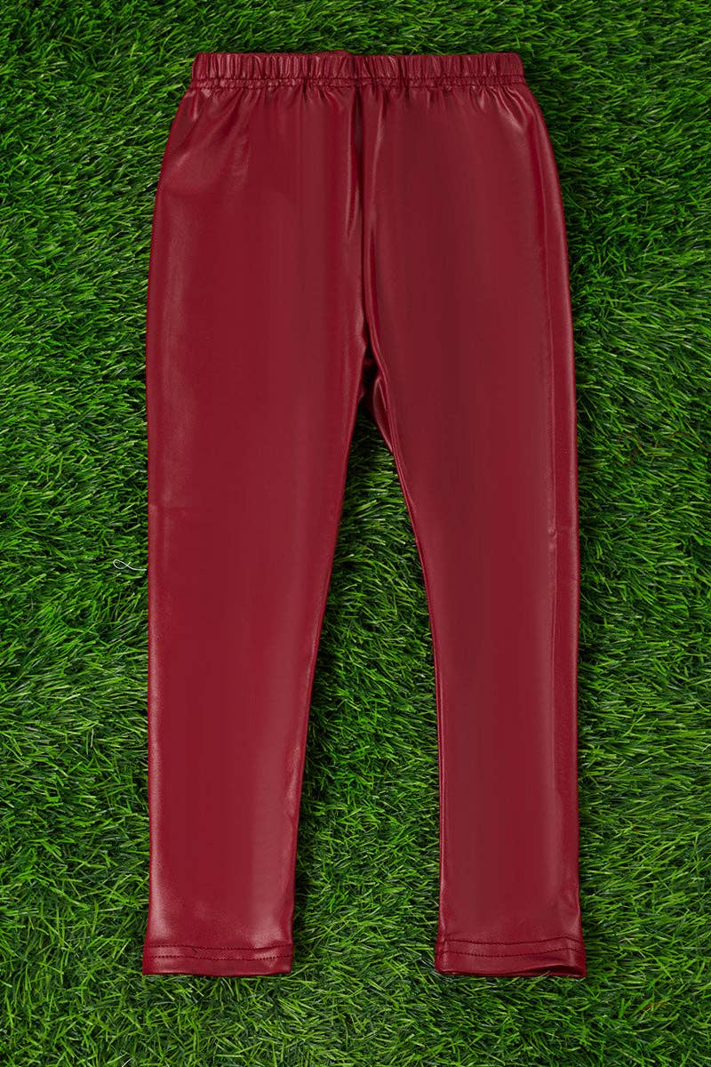 Maroon super stretchy leggings.